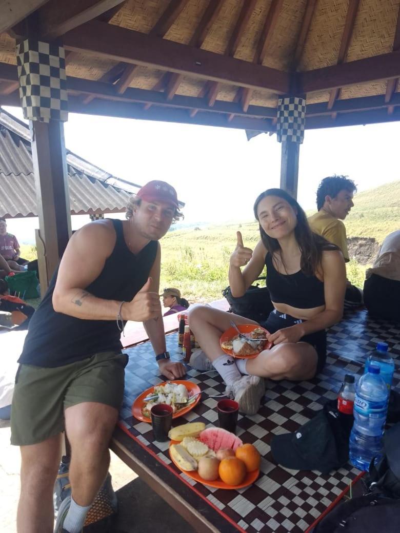 Poetri Bungalow & Restaurant Senaru Kültér fotó